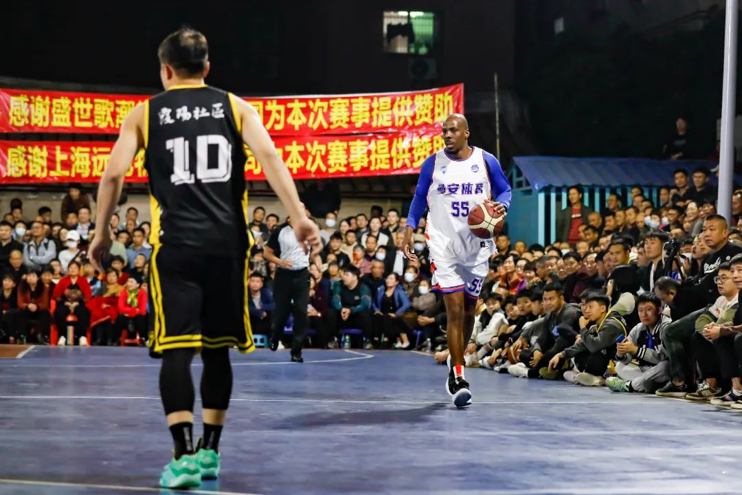 通过结合经